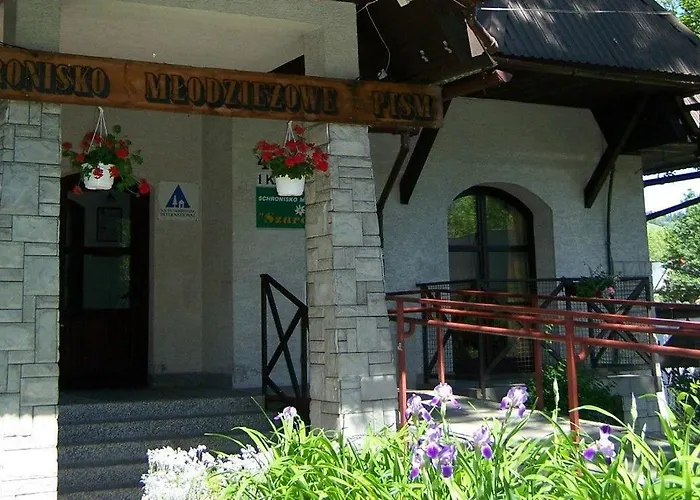 Międzynarodowe Schronisko Młodzieżowe PTSM Szarotka